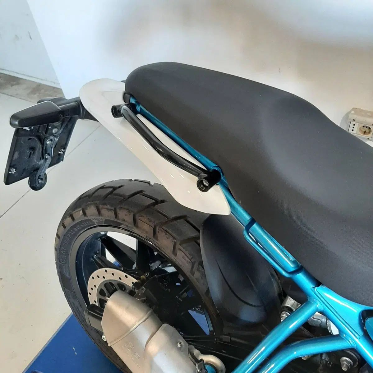 Royal Enfield Guerrilla 450 (2024 - 26) (10)
