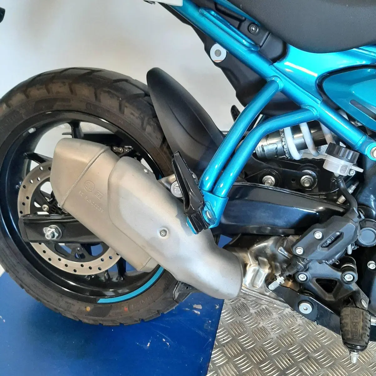 Royal Enfield Guerrilla 450 (2024 - 26) (11)