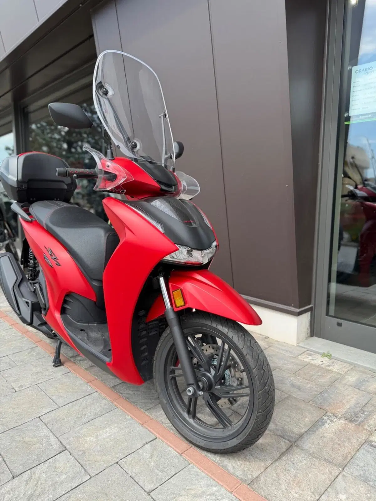 Honda SH 350i GT (2025 - 26) (2)