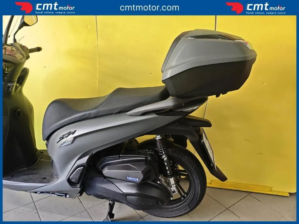 Honda SH 350 (2021 - 24) (8)