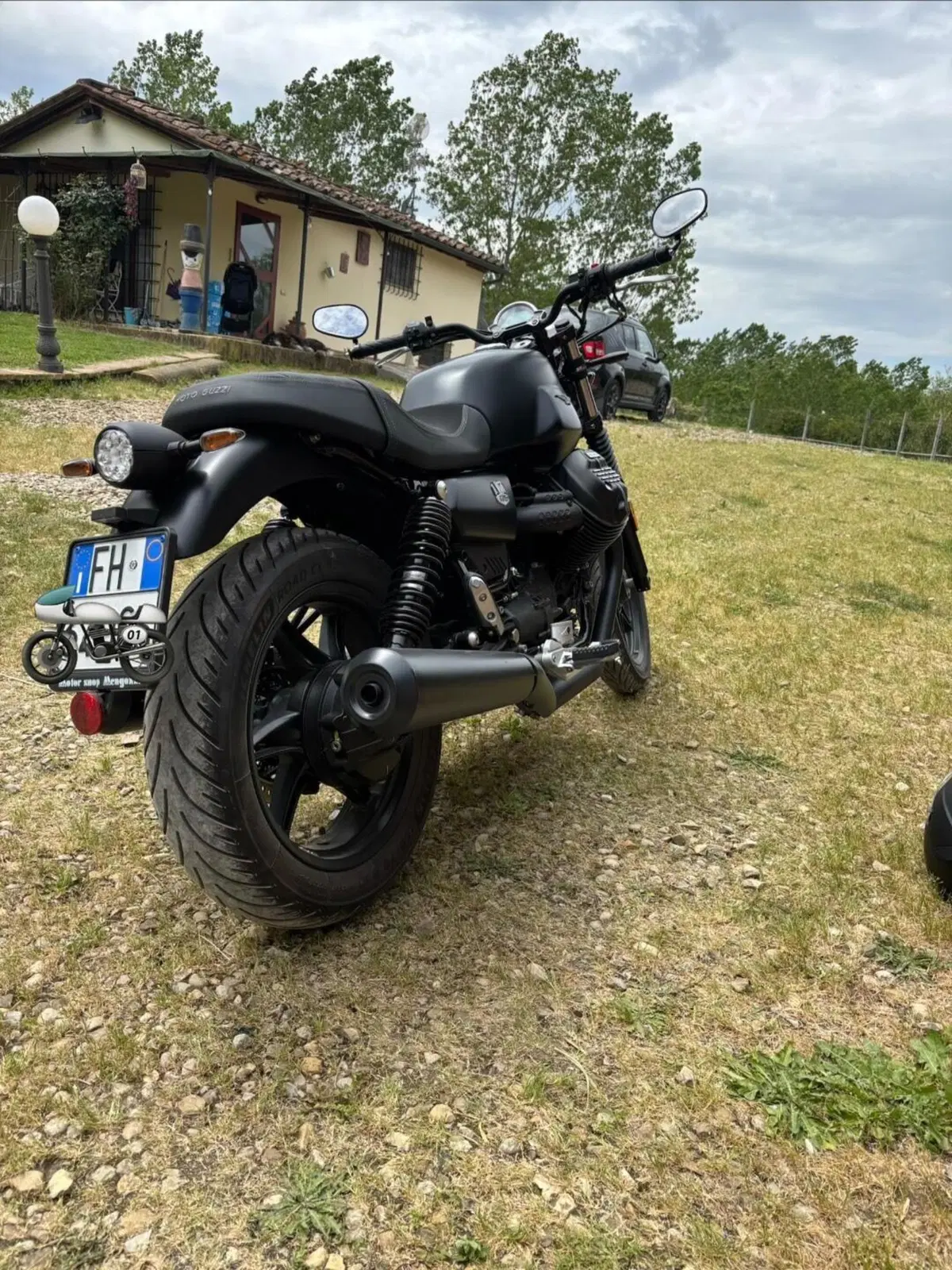 Moto Guzzi V7 Stone (2021 - 24) (7)