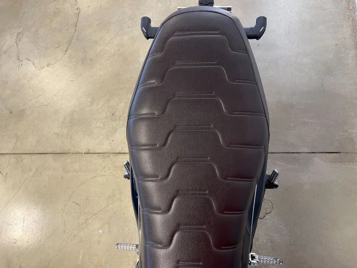 Ducati Scrambler 800 Nightshift (2023 - 24) (8)
