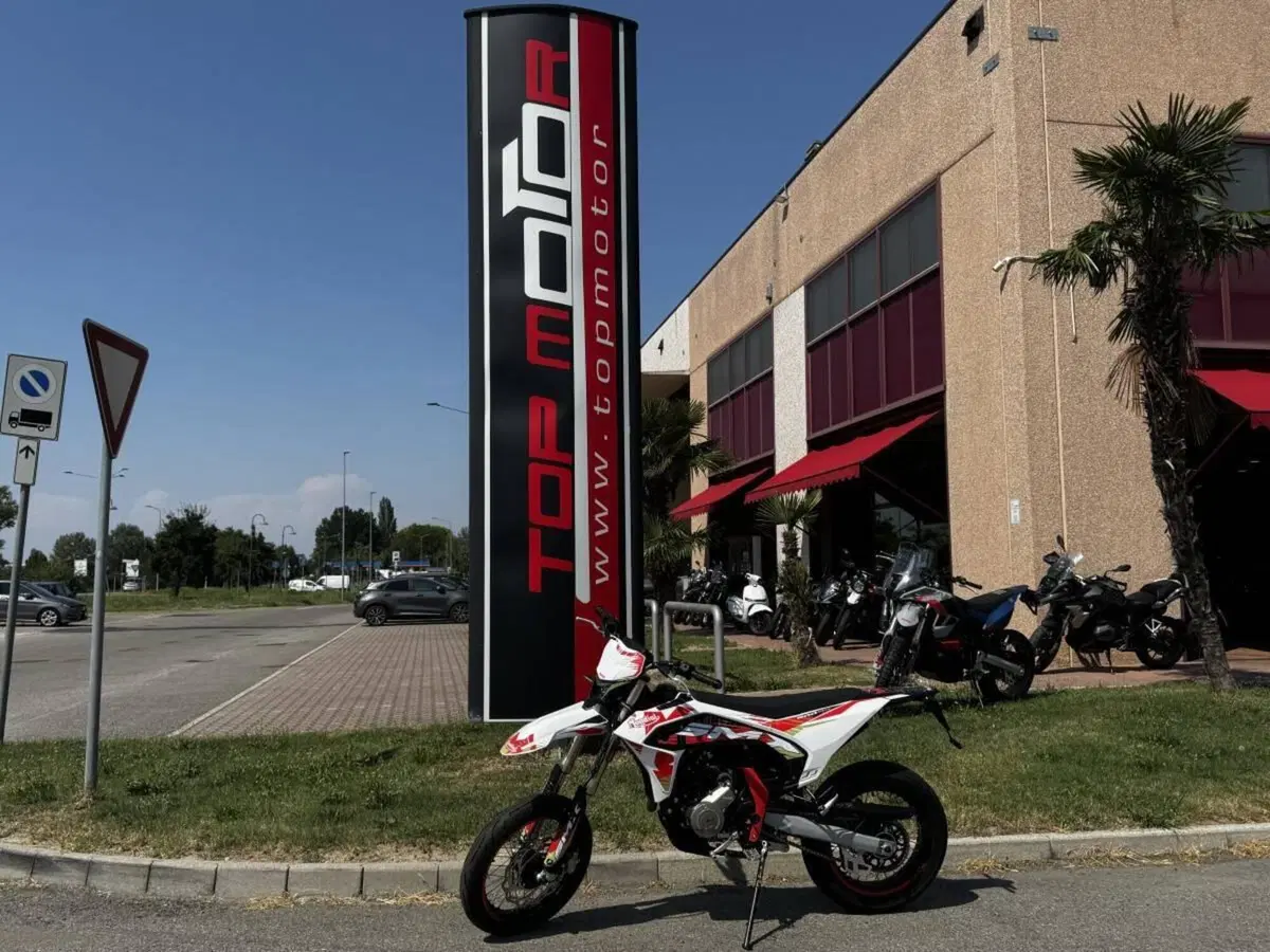 FB Mondial SMX 300 Motard (2026) (3)