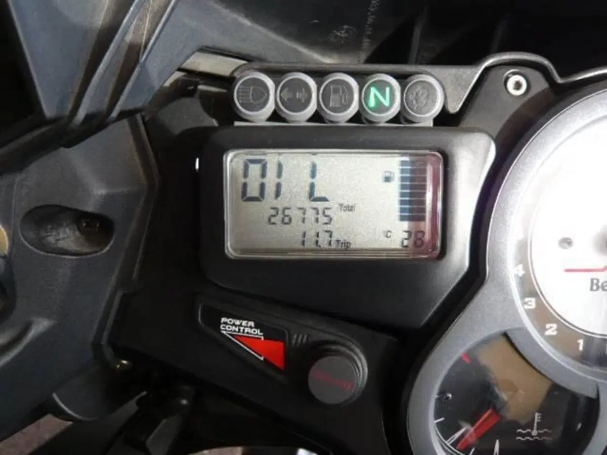 Benelli Tre 1130 K (2006 - 16) (5)