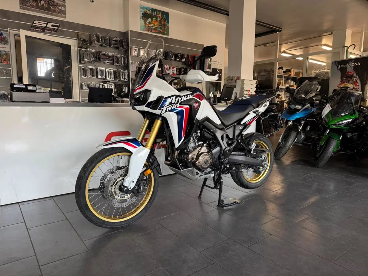Honda Africa Twin CRF 1000L DCT ABS (2016 - 17) (2)