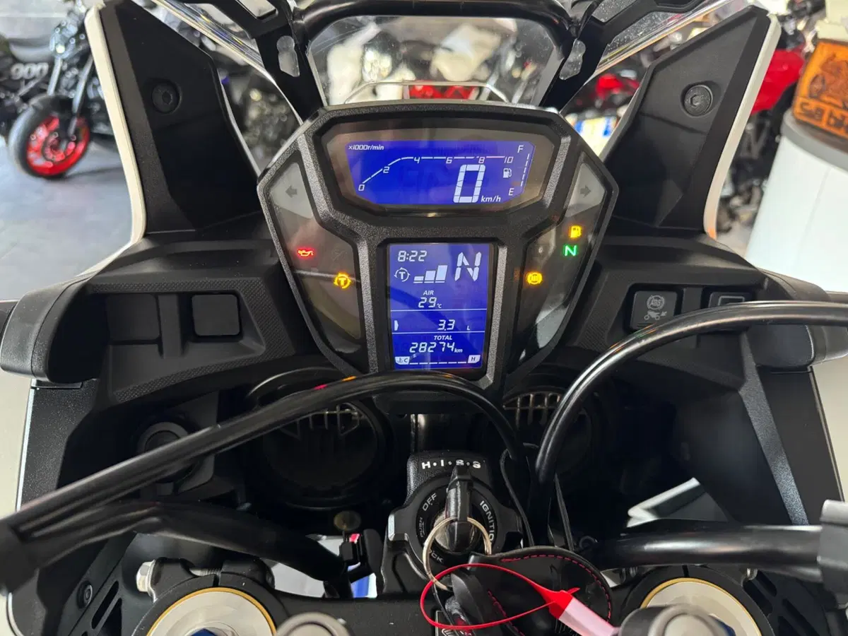 Honda Africa Twin CRF 1000L DCT ABS (2016 - 17) (7)