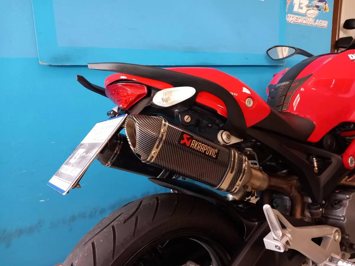 Ducati Monster 696 (2008 - 13) (13)