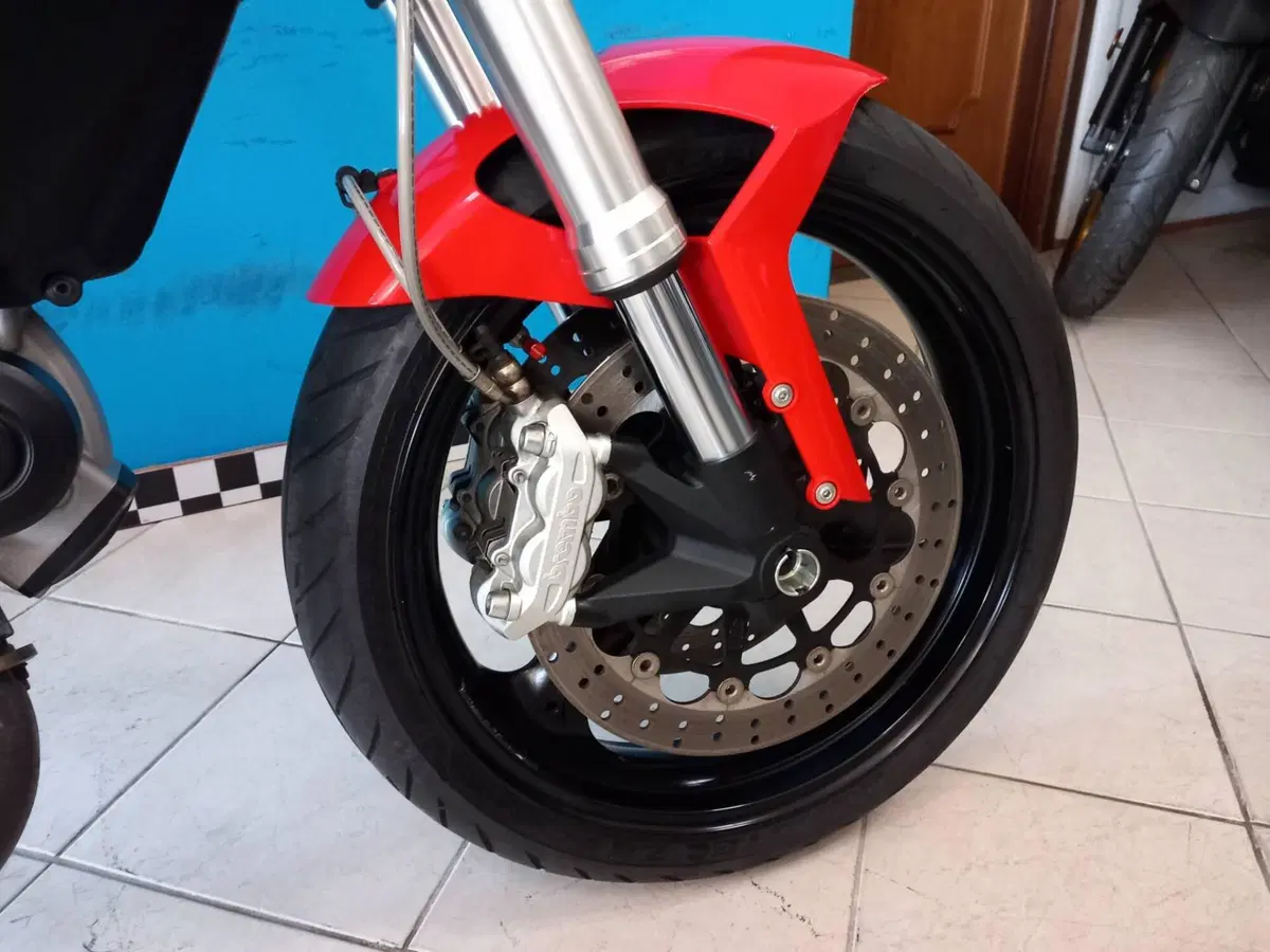 Ducati Monster 696 (2008 - 13) (19)