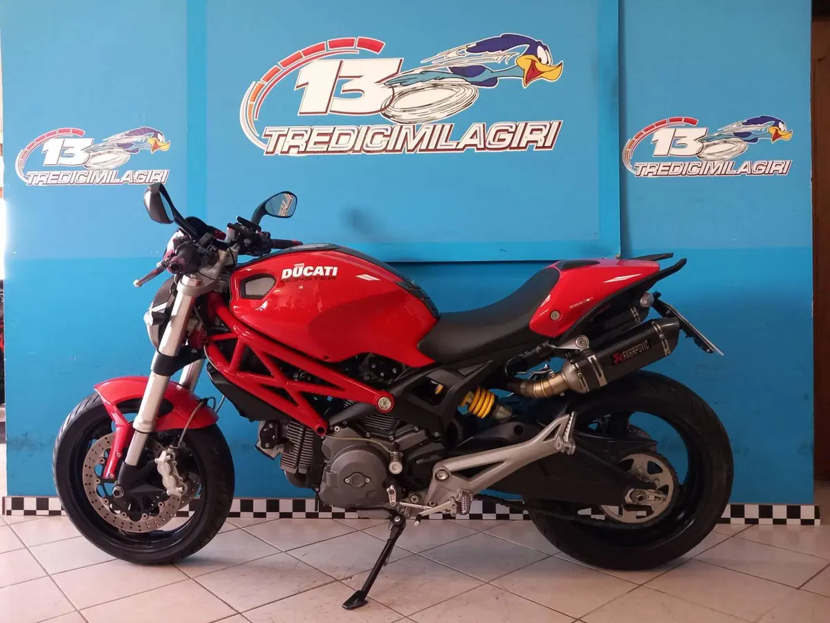 Ducati Monster 696 (2008 - 13) (4)