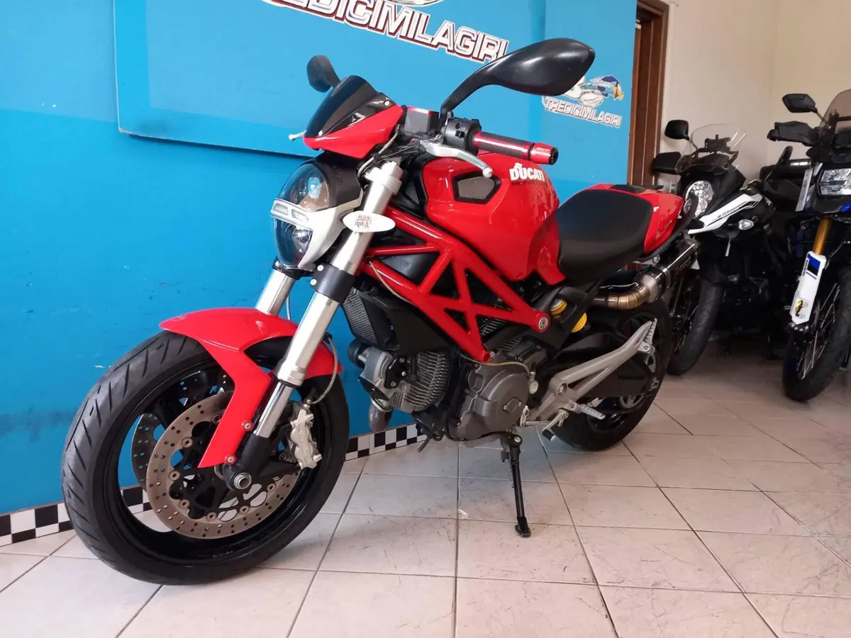 Ducati Monster 696 (2008 - 13) (5)
