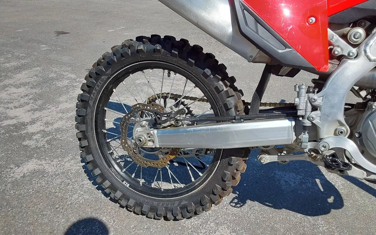 Honda CRF 250R (2024) (3)