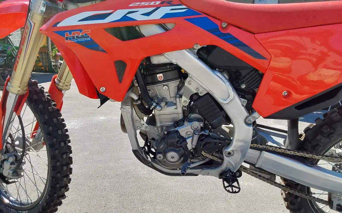 Honda CRF 250R (2024) (7)