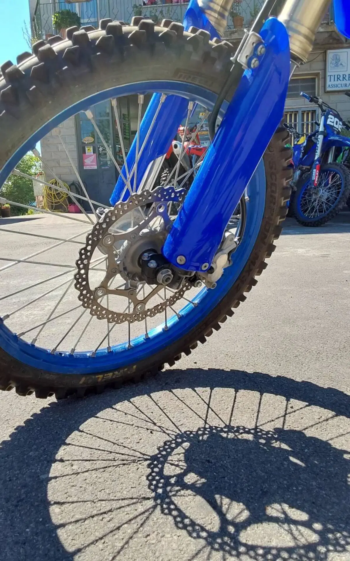 Yamaha YZ 450 F (2025) (5)
