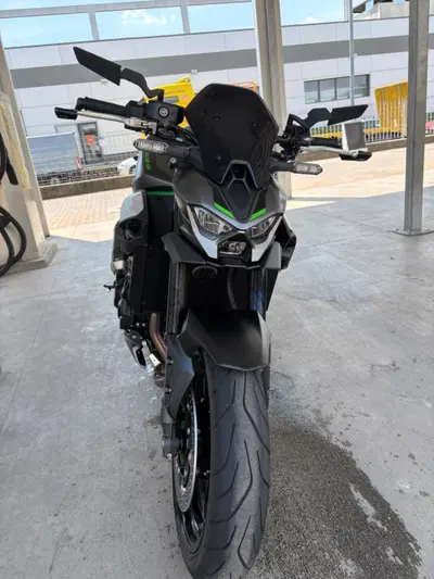 Kawasaki Z 900 Performance (2025 - 26) usata