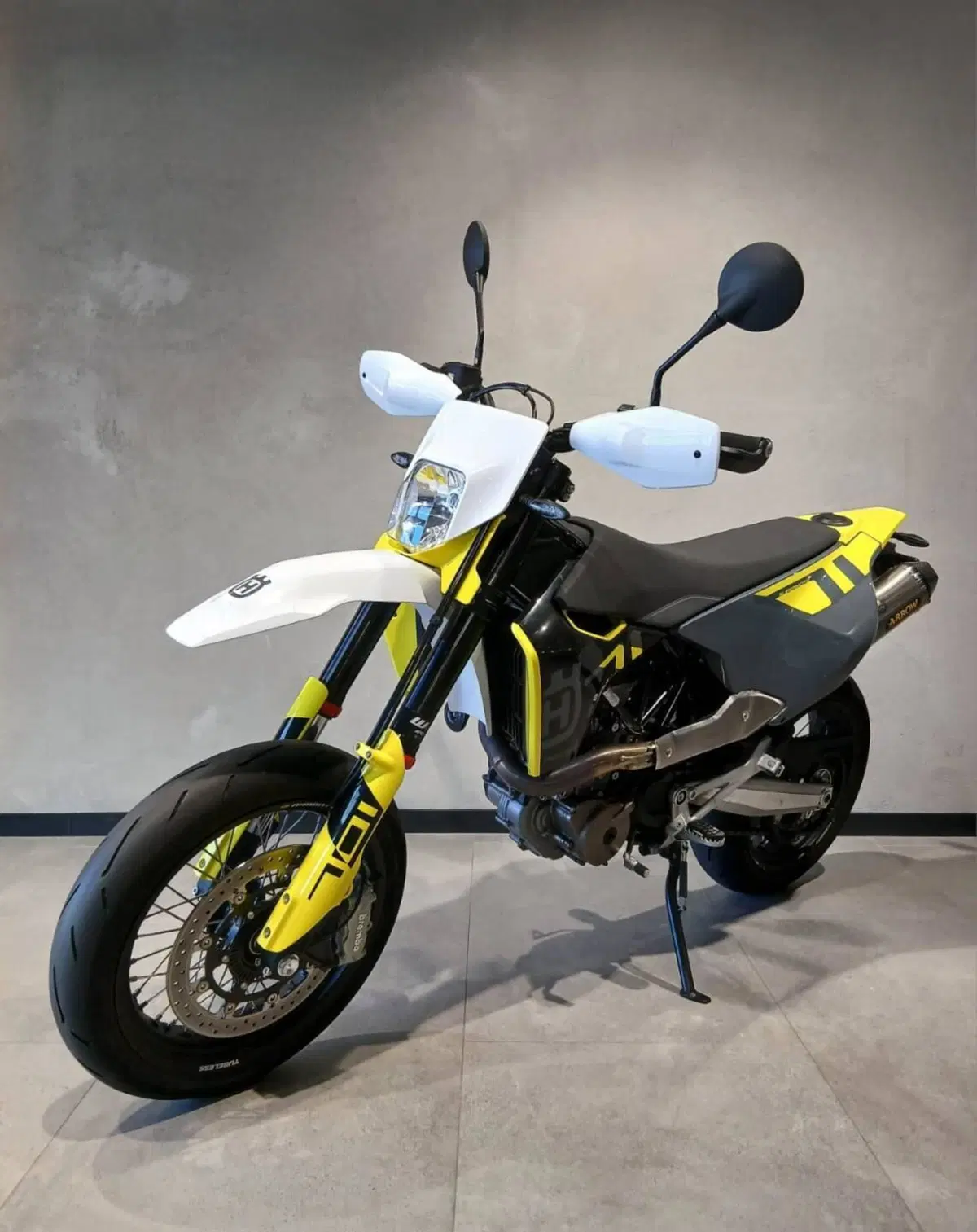 Husqvarna 701 Supermoto (2023 - 25) (4)