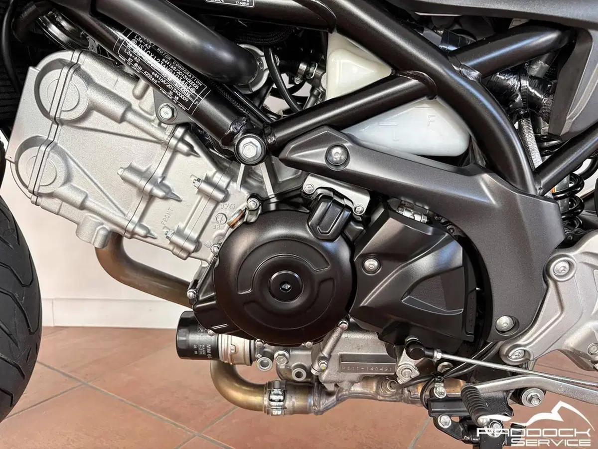 Suzuki SV 650 (2016 - 20) (13)