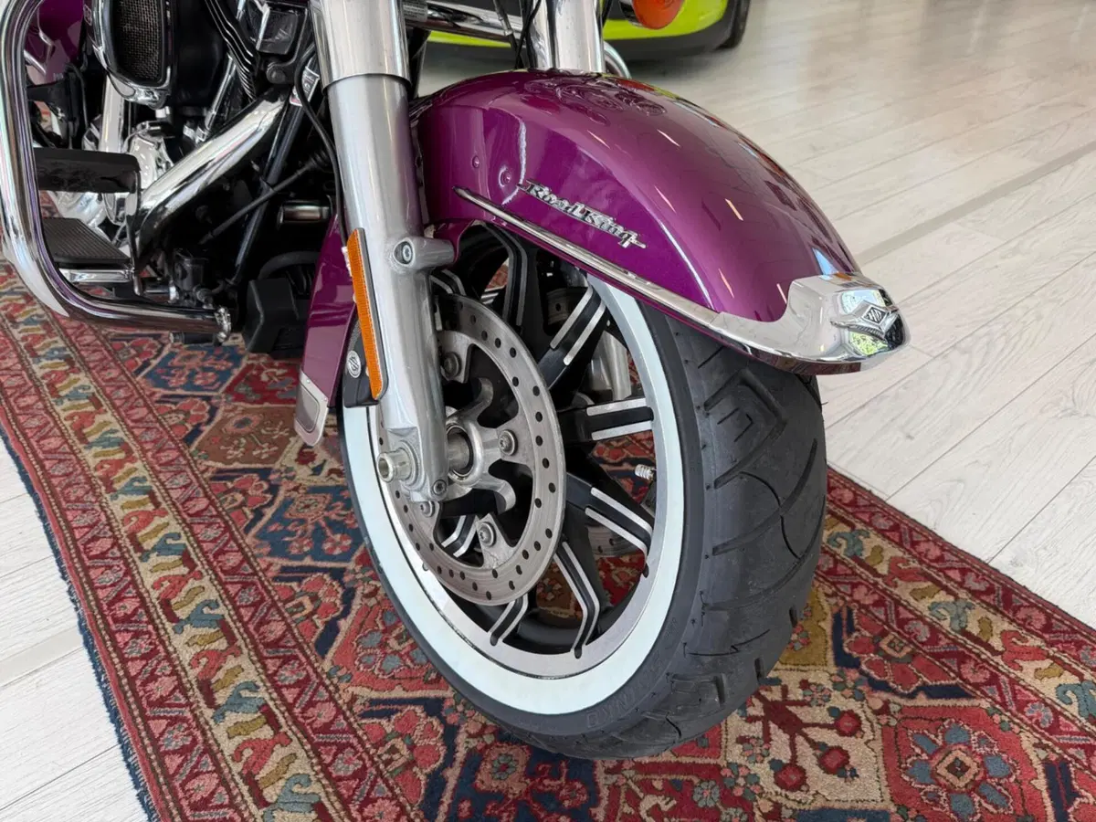 Harley-Davidson 103 Road King Classic (2014 - 16) - FLHRC (15)