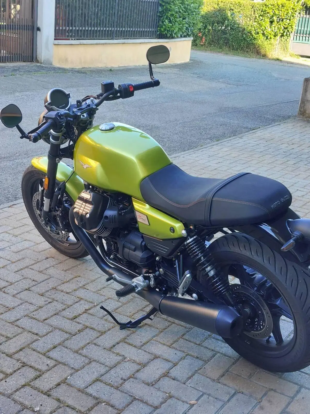 Moto Guzzi V7 Sport (2025 - 26) (3)