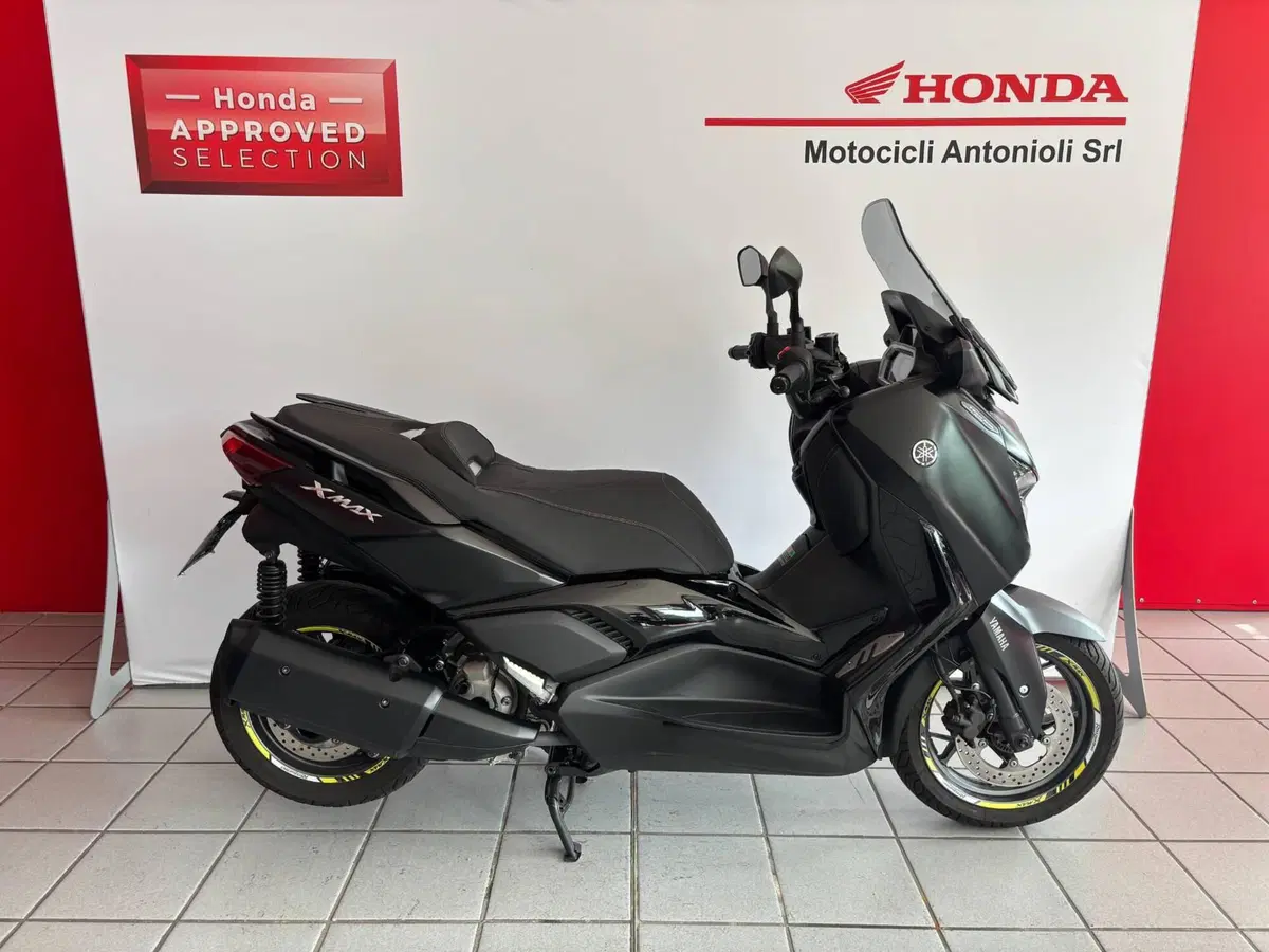 Yamaha X-Max 300 Tech Max (2021 - 24)