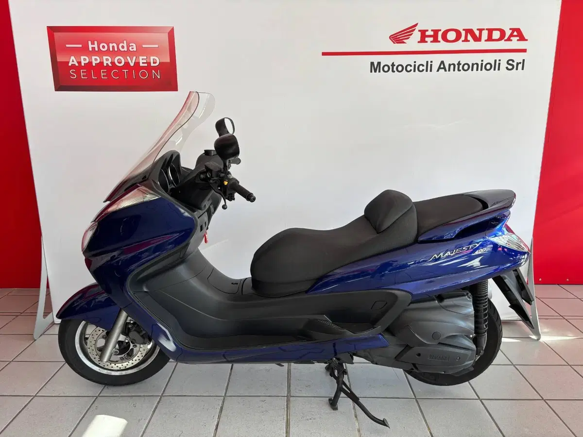 Yamaha Majesty 400 (2004 - 08) (2)