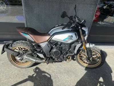 CFMOTO 700CL-X Heritage (2021 - 26) usata