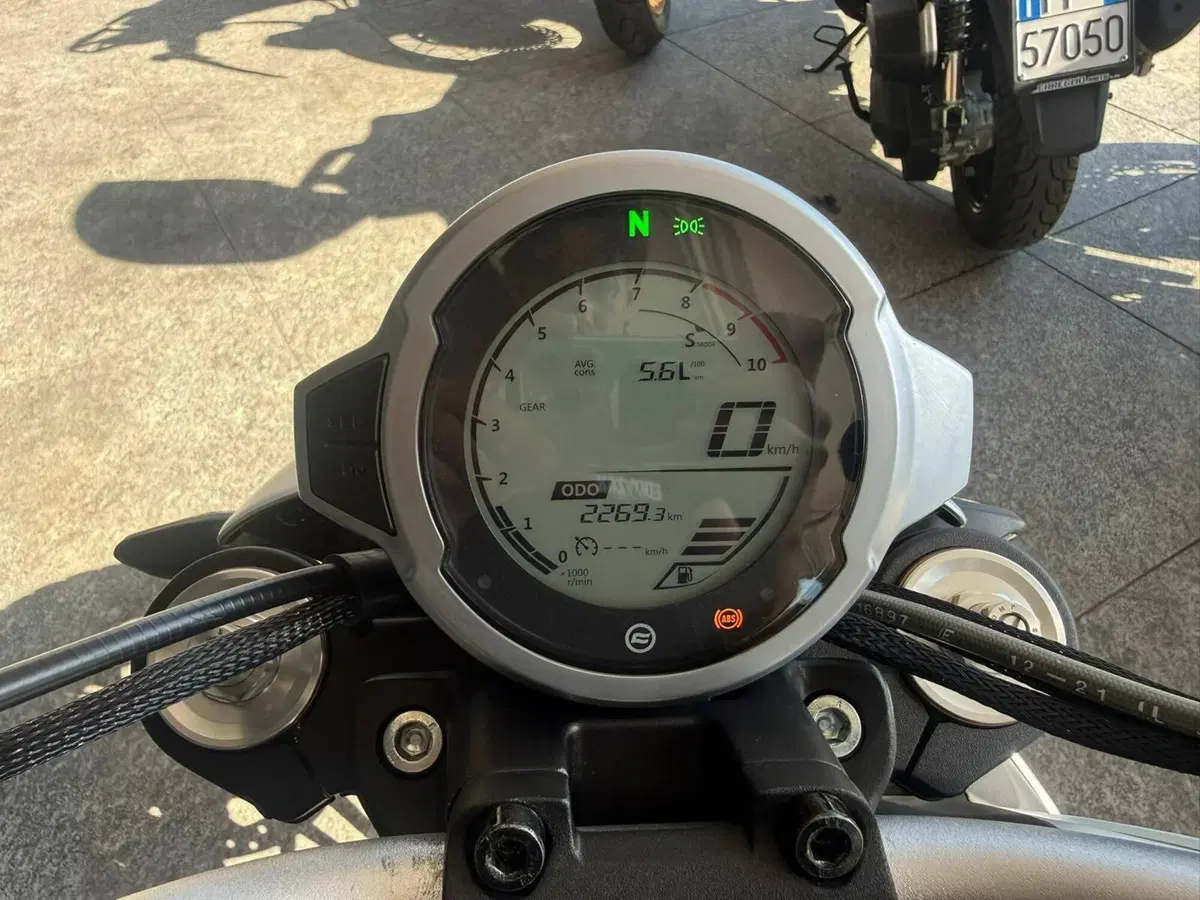 CFMOTO 700CL-X Heritage (2021 - 26) (4)