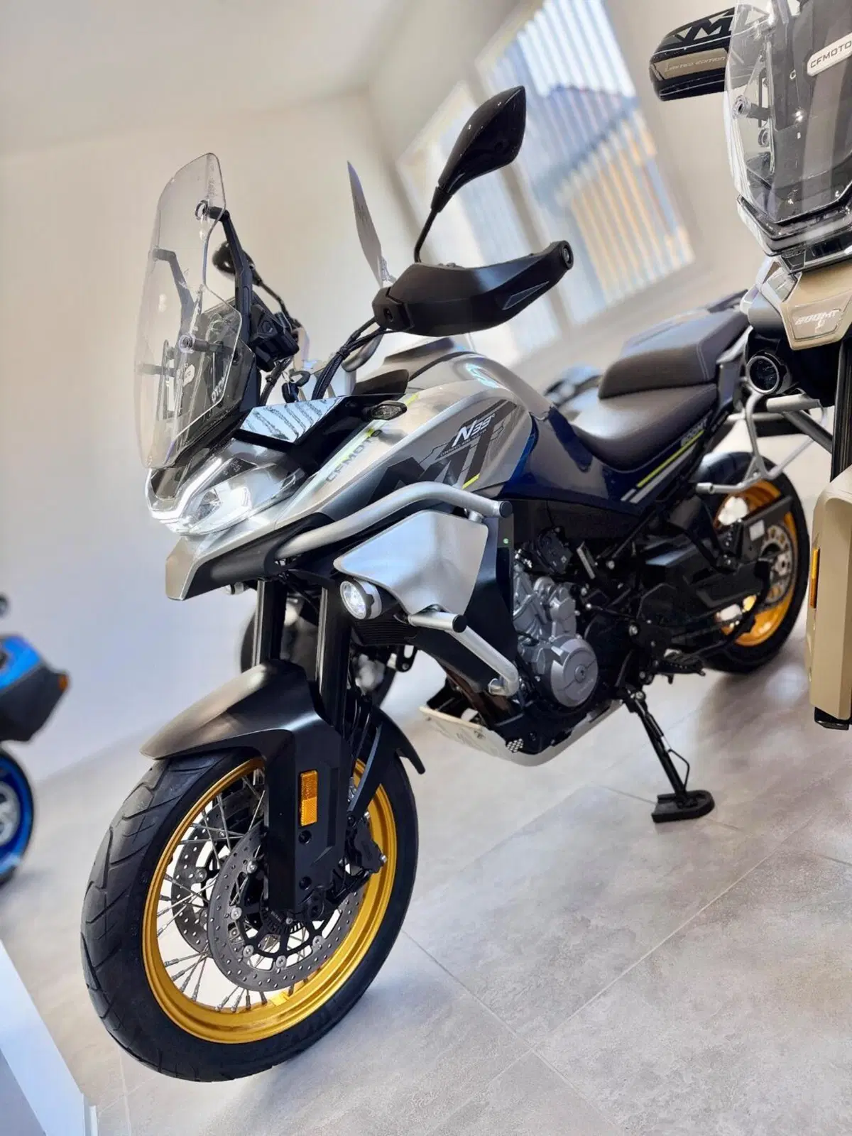 CFMOTO 800MT Touring (2022 - 26) (2)