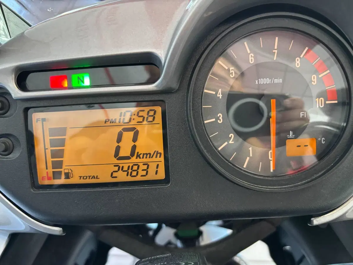 Honda Transalp XL 700 V (2007 - 2013) (3)