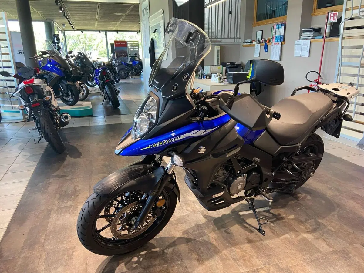 Suzuki V-Strom 650 (2021 - 25) (3)