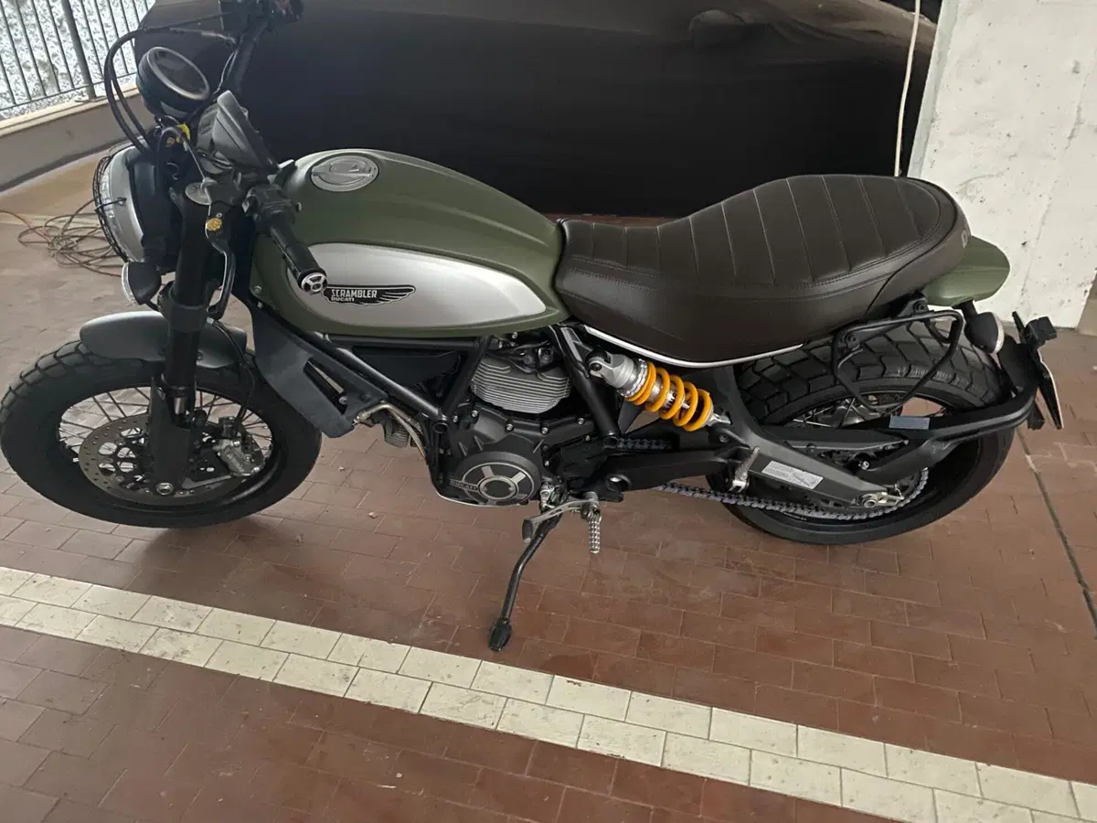 Ducati Scrambler 800 Urban Enduro (2015 - 16) (2)