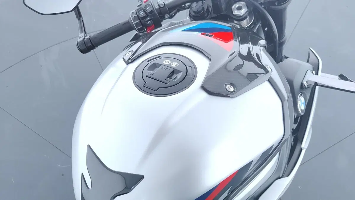 Bmw M 1000 R (2025 - 26) (17)
