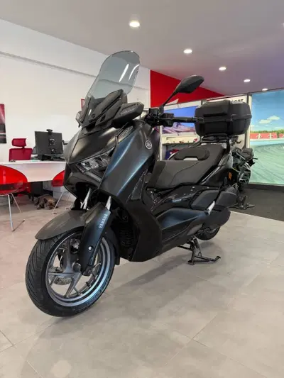 Yamaha X-Max 300 Tech Max (2021 - 24) usata