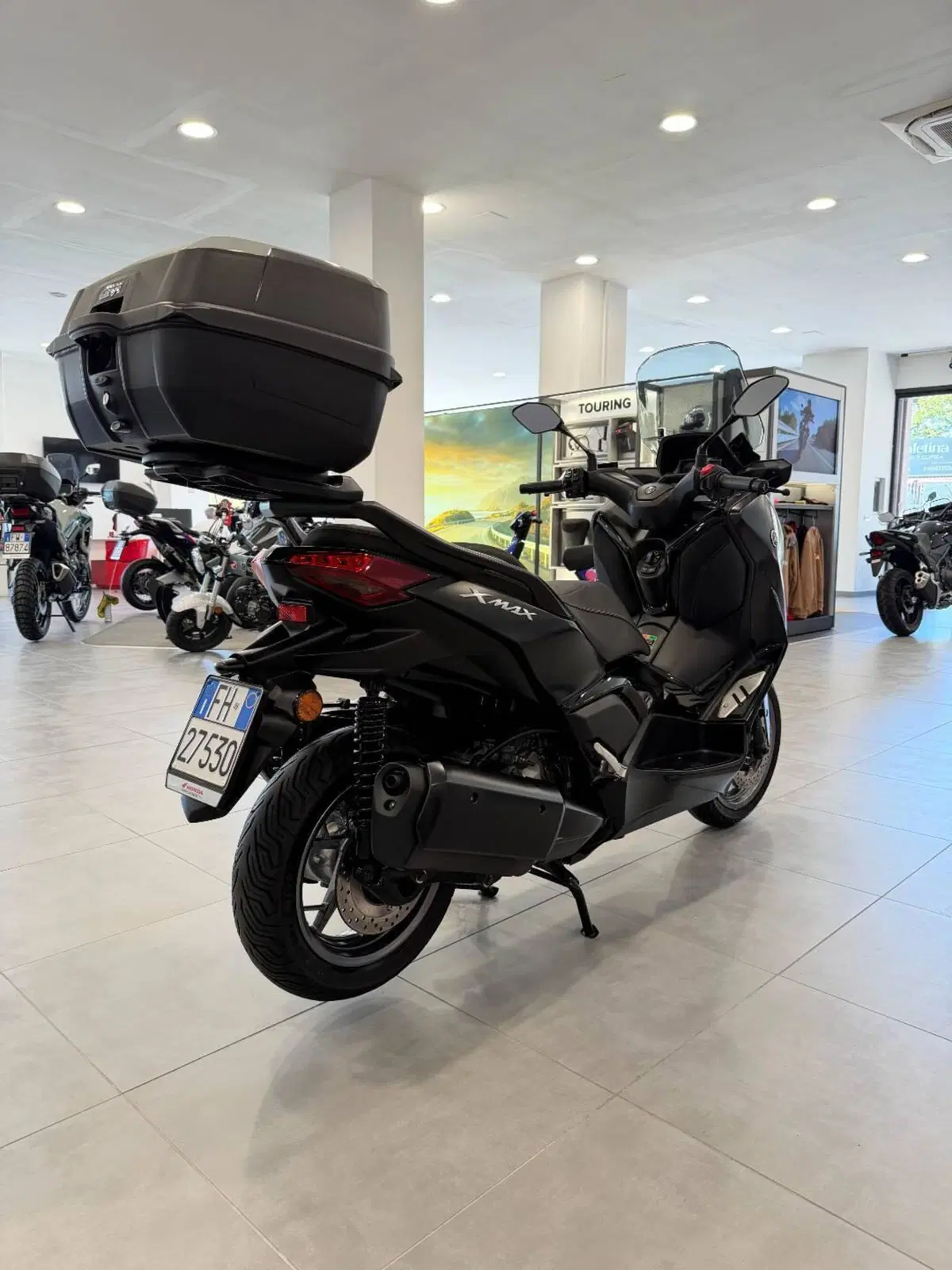 Yamaha X-Max 300 Tech Max (2021 - 24) (7)