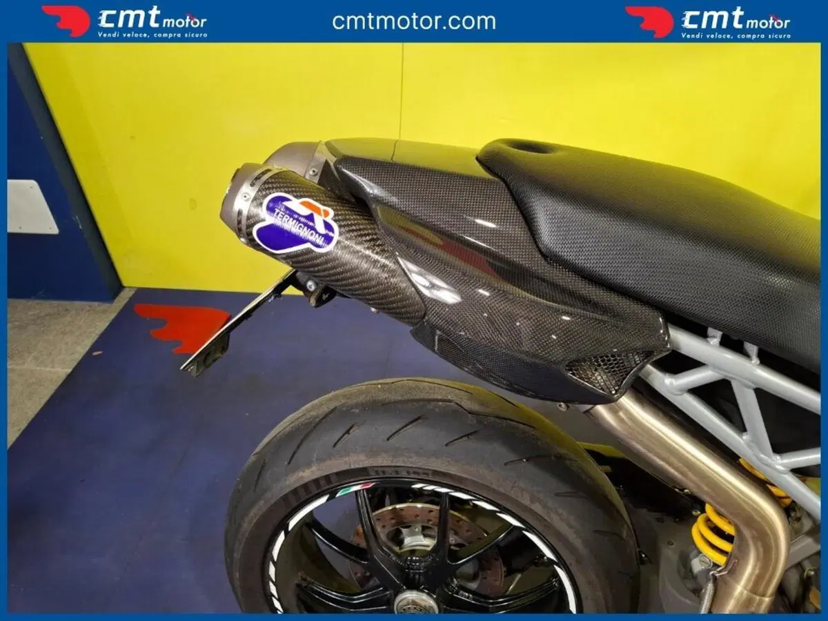 Ducati Hypermotard 796 (2012) (6)