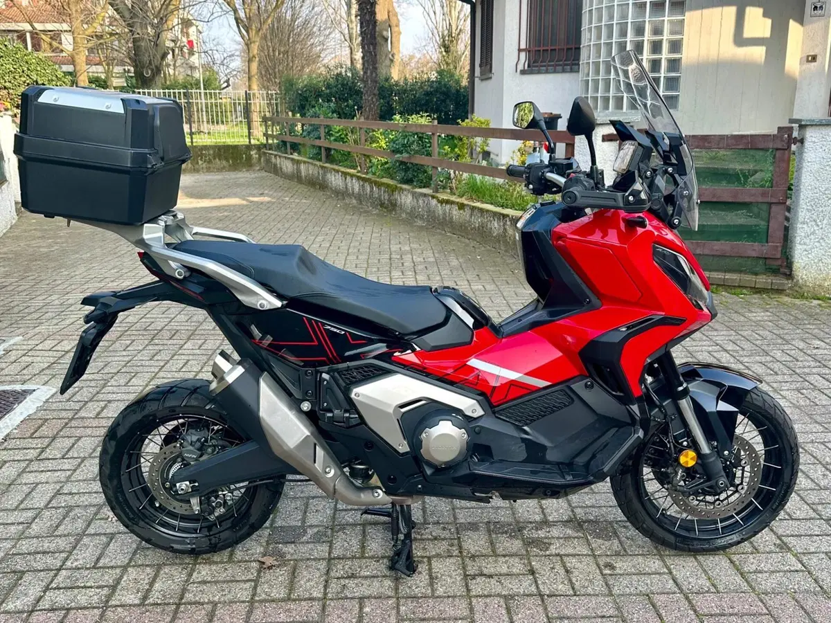 Honda X-ADV 750 DCT (2021 - 24) (2)