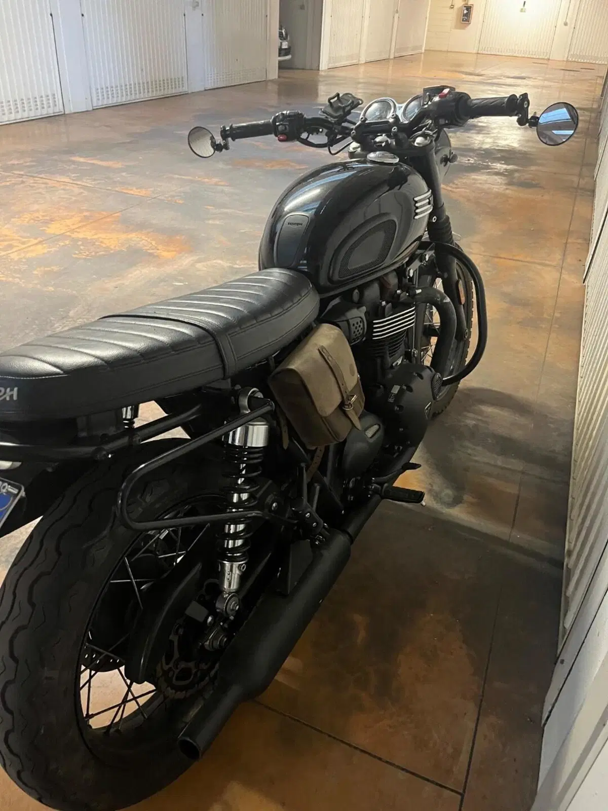 Triumph Bonneville T100 Black (2017 - 20) (9)