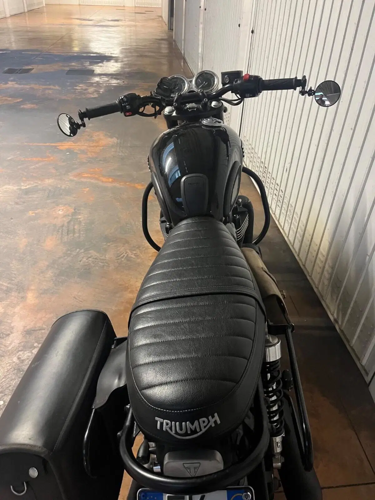 Triumph Bonneville T100 Black (2017 - 20) (10)