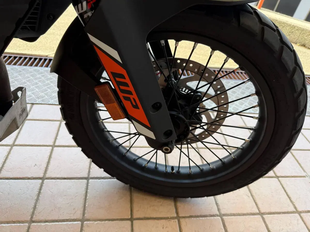 KTM 390 Adventure SW "Spooked Wheels" (2023 - 24) (5)