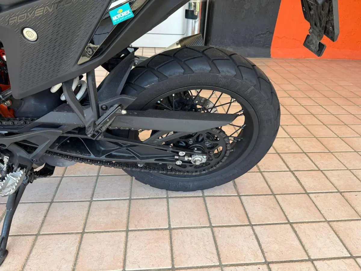 KTM 390 Adventure SW "Spooked Wheels" (2023 - 24) (8)