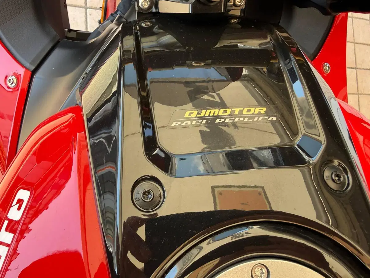 QJ Motor SRK 800 RR (2024) (9)