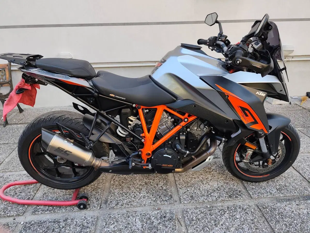 KTM 1290 Super Duke GT ABS (2016 - 18) (5)