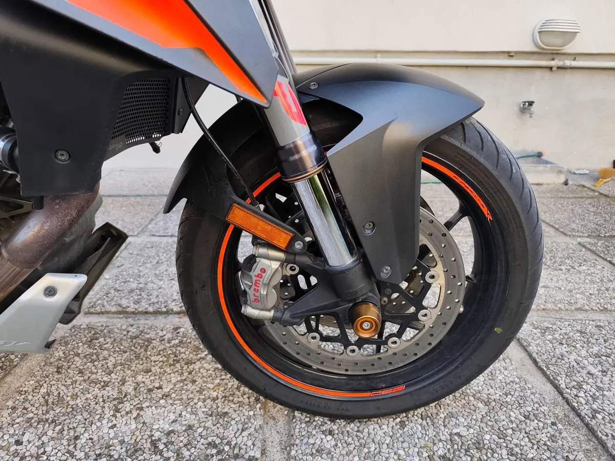 KTM 1290 Super Duke GT ABS (2016 - 18) (8)