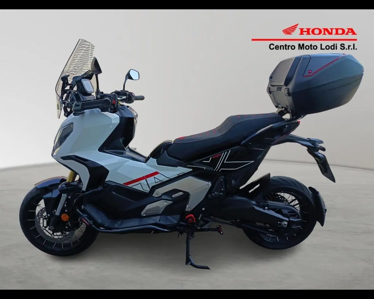 Honda X-ADV 750 DCT Adventure (2021 - 24) (3)