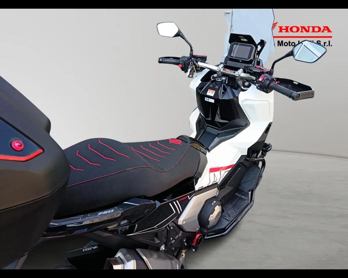 Honda X-ADV 750 DCT Adventure (2021 - 24) (6)