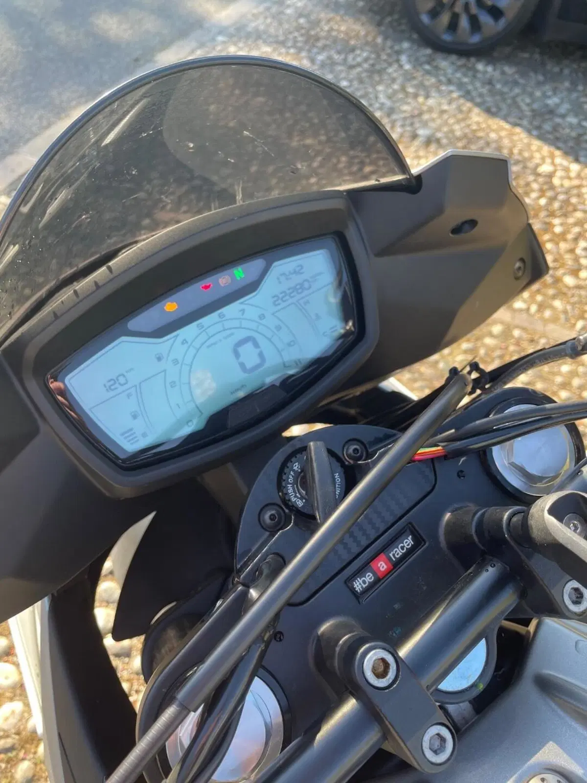 Aprilia Tuono 125 (2021 - 24) (7)