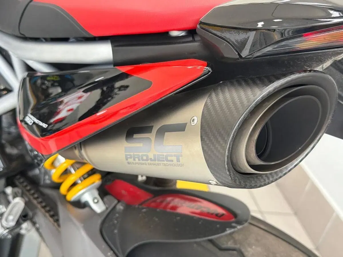 Ducati Hypermotard 950 RVE (2020) (11)