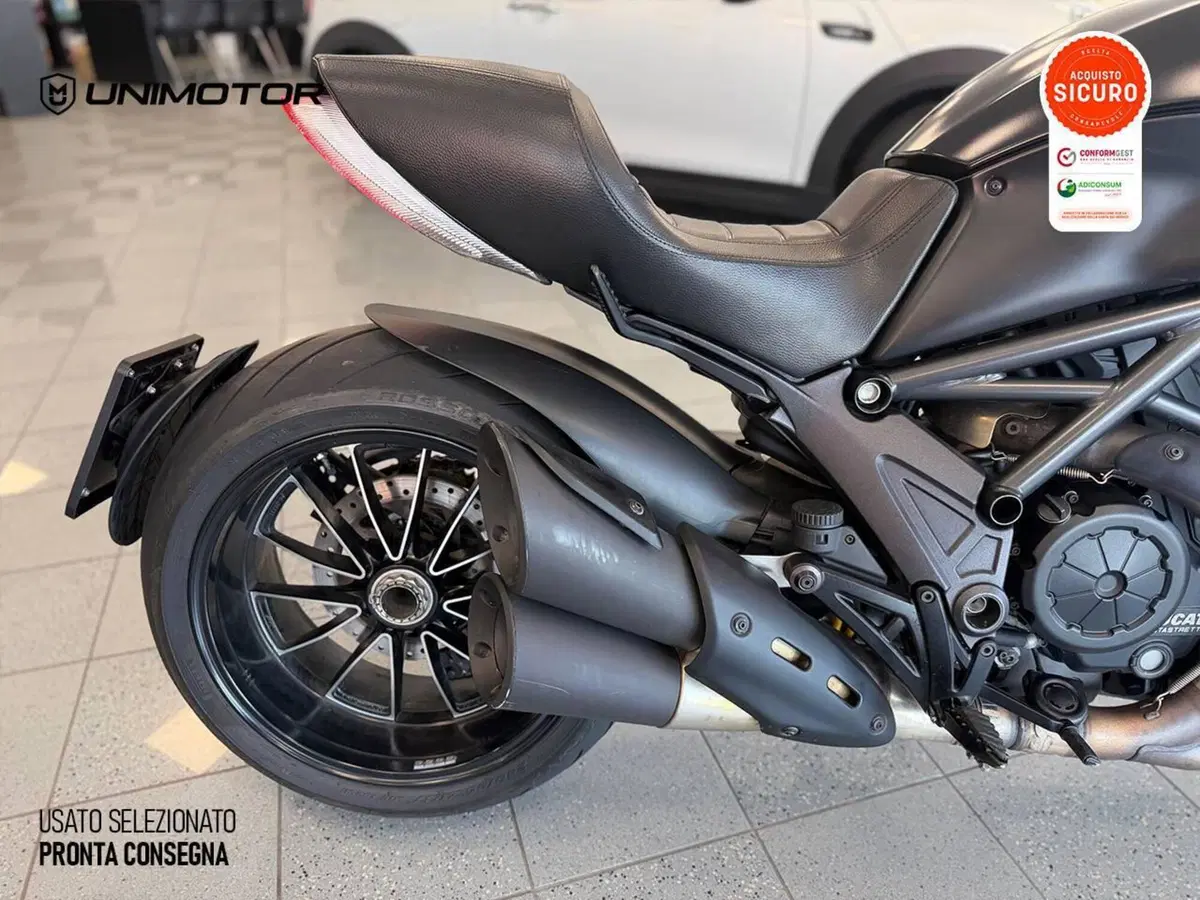 Ducati Diavel 1200 (2017 - 18) (9)