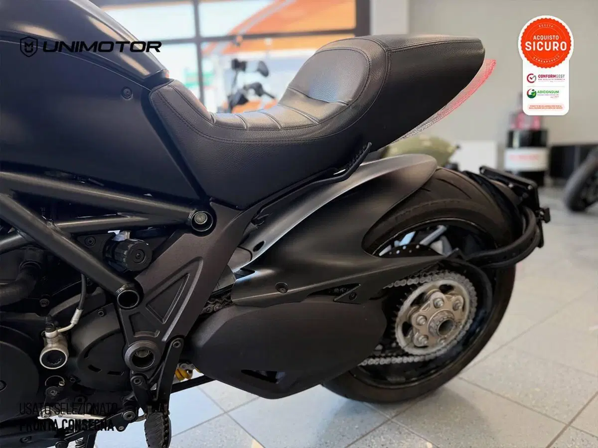 Ducati Diavel 1200 (2017 - 18) (12)
