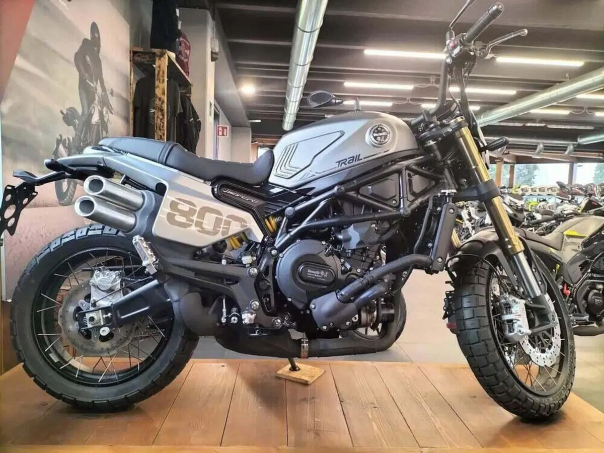 Benelli Leoncino 800 Trail (2022 - 26) (4)