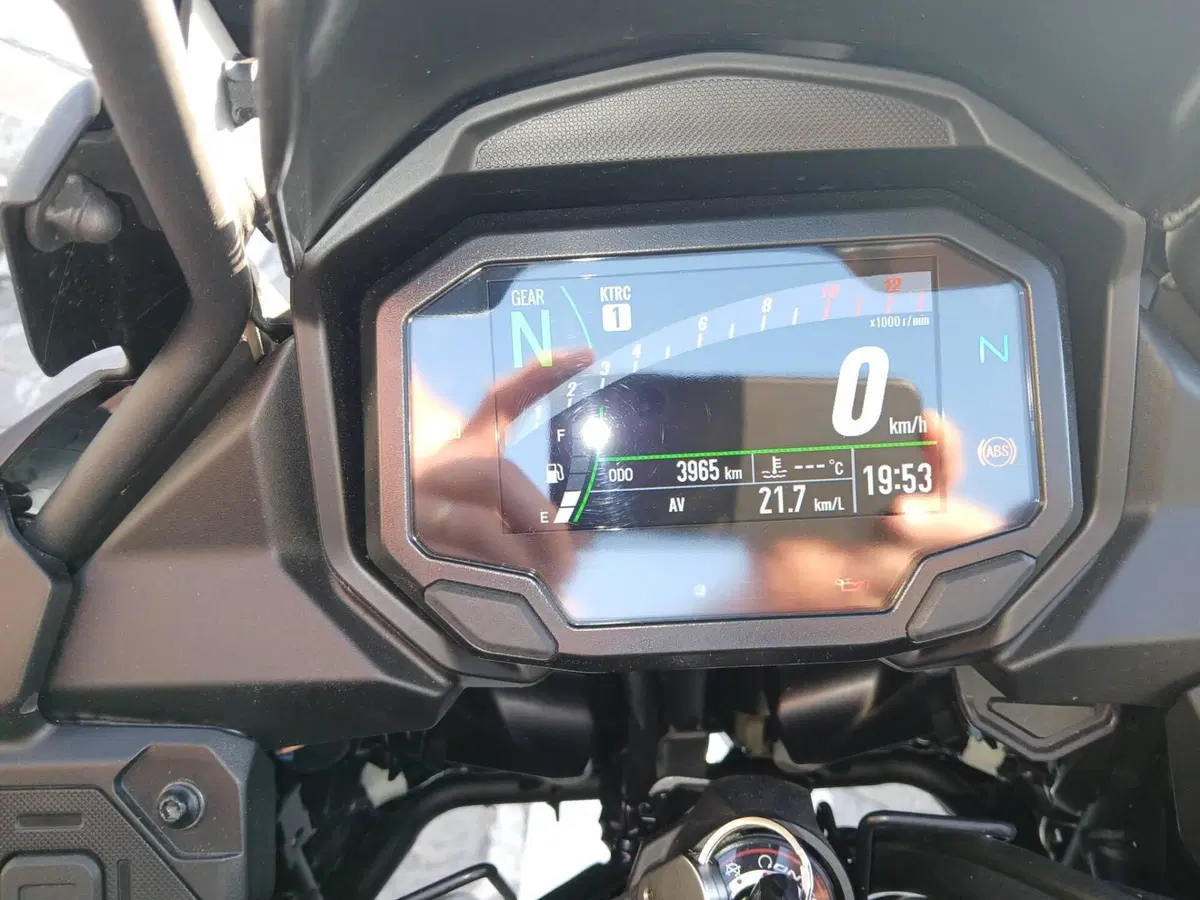 Kawasaki Versys 650 (2025 - 26) (7)